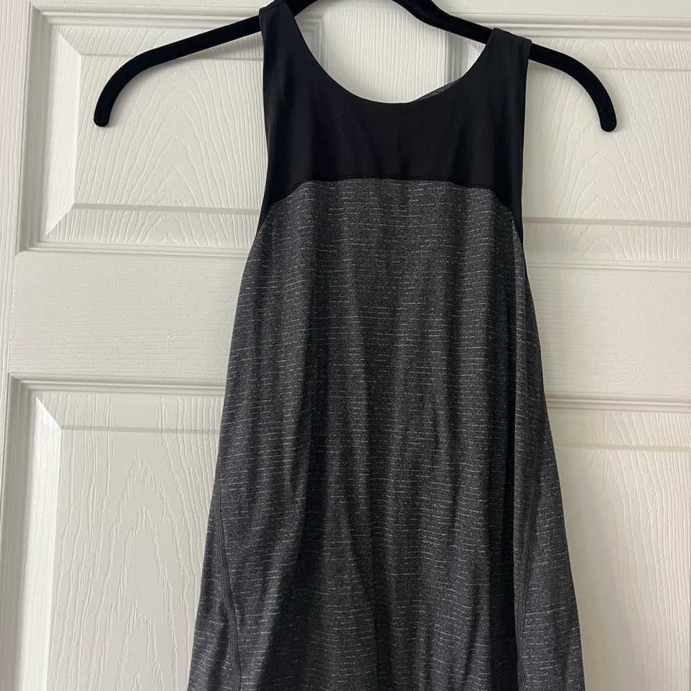 Lululemon Athletica Black and Gray Muscle Tee